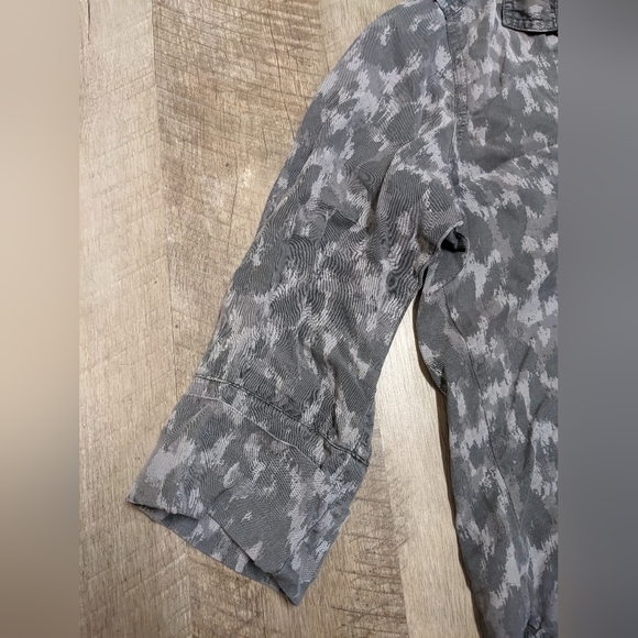 Cloth & Stone Button Down Shirt High Low Hem Size XS - Picture 13 of 13